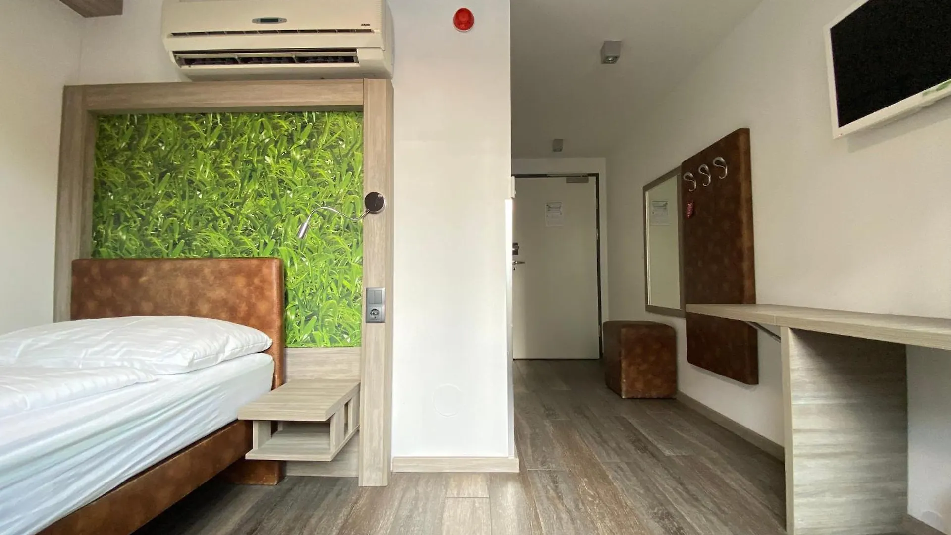 Design & Budget Hotel Wien Schoenbrunn 3*,