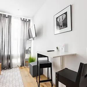 Hotel Budget West With Shared Kitchen