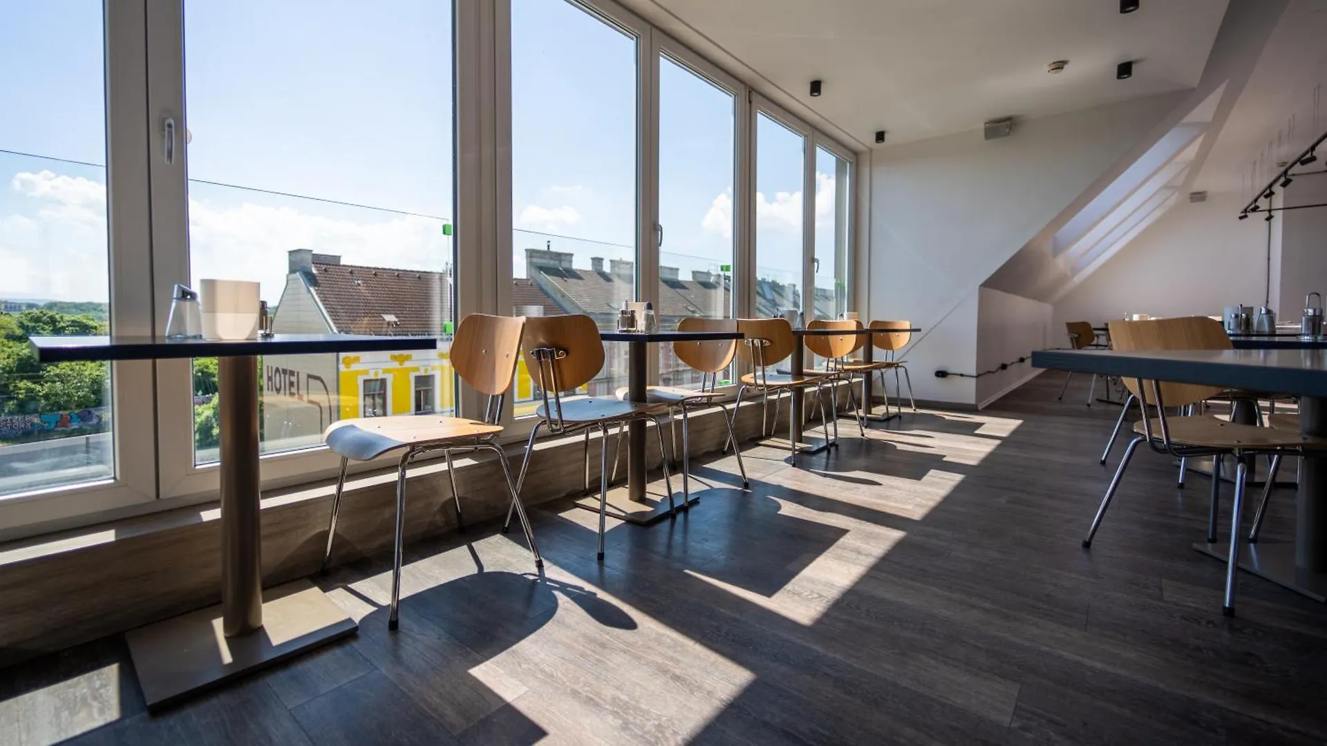 Design & Budget Hotel Wien Schoenbrunn 3*,