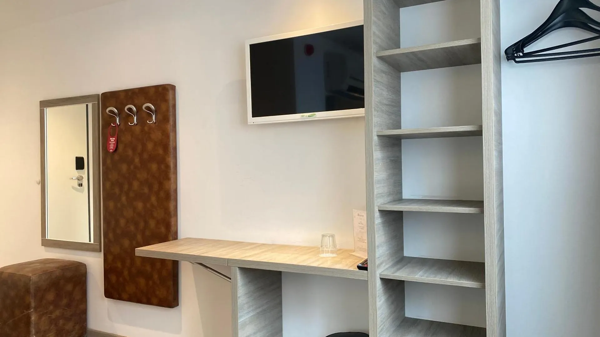 Design & Budget Hotel Wien Schoenbrunn  Vienna